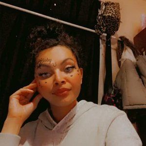 Meet your Posher, Lillian jean